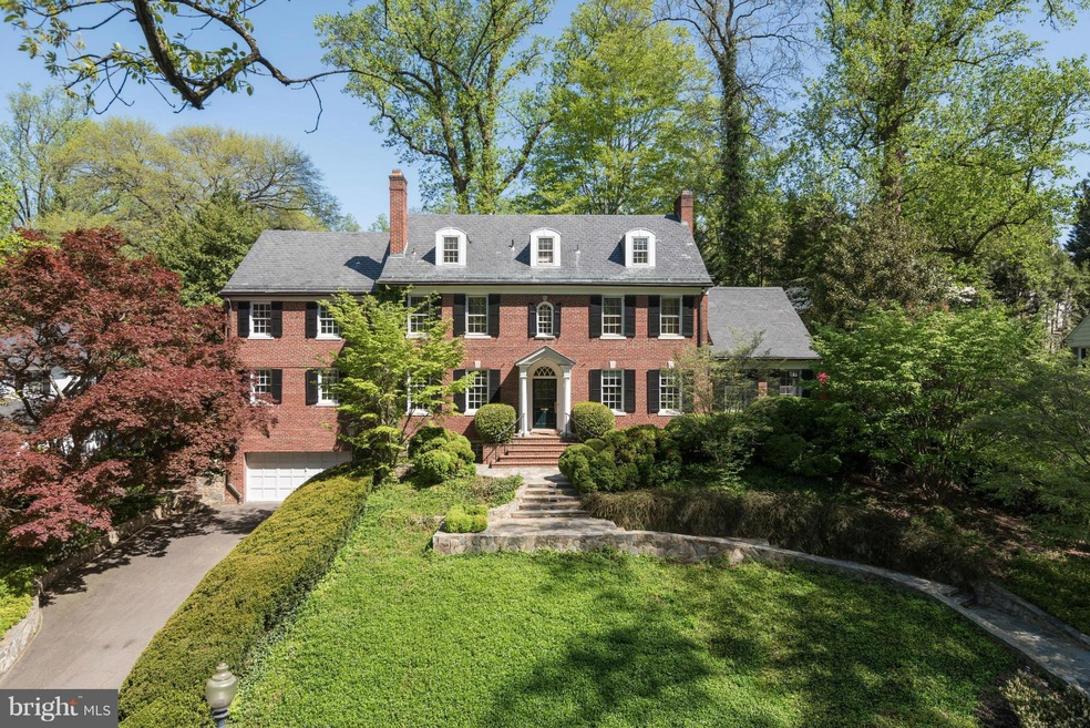 4965 Glenbrook Rd NW, Washington, DC 20016 - photo 1