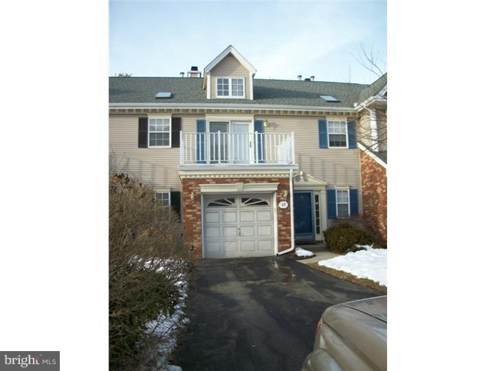 69 Sapphire Ln, Franklin Park, NJ 08823 - photo 1