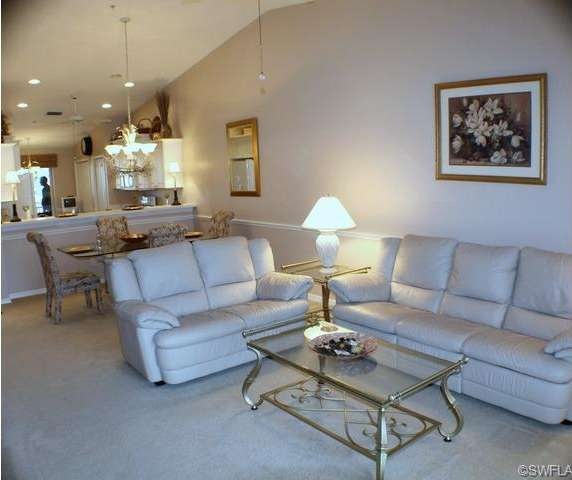 LIVING/DINING -LEATHER FURNITURE
