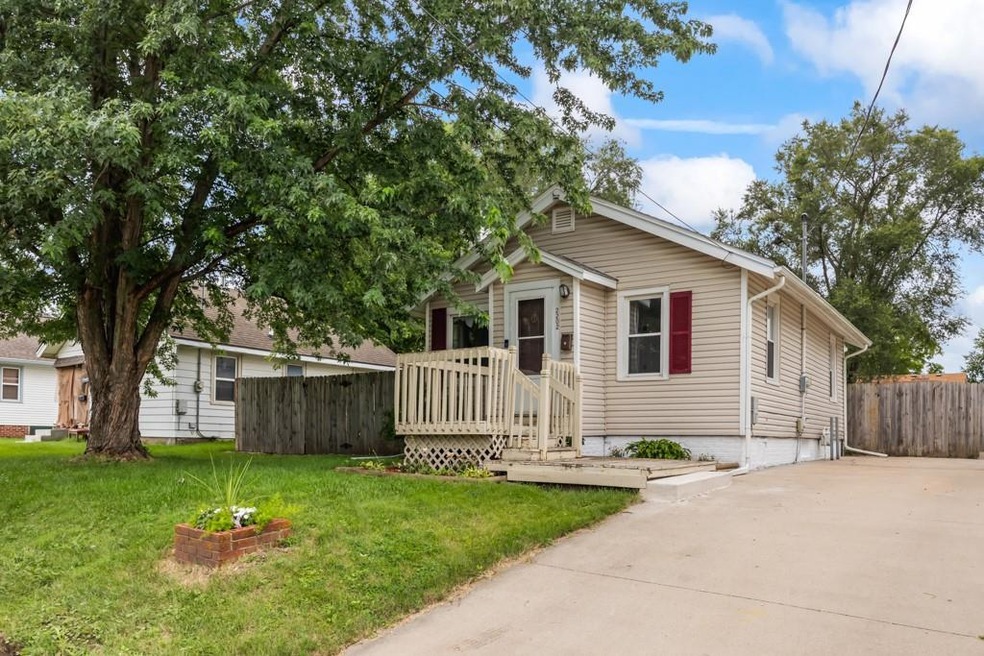 2202 Lay St, Des Moines, IA 50317 - photo 1