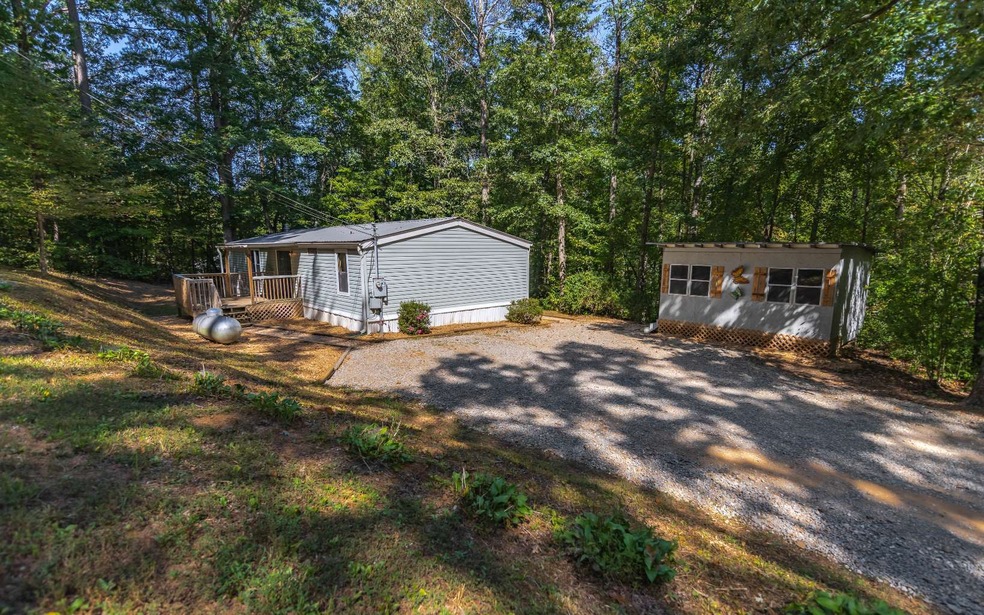 539 Cripple Creek Rd, Ellijay, GA 30536 - photo 1