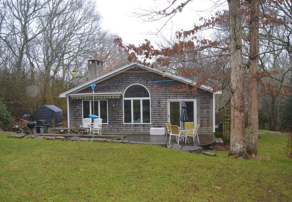 20 Sea Glen Rd, Oak Bluffs, MA 02557 - photo 1