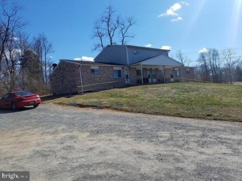 111 Perth Way unit 3, Shepherdstown, WV 25443 - photo 1