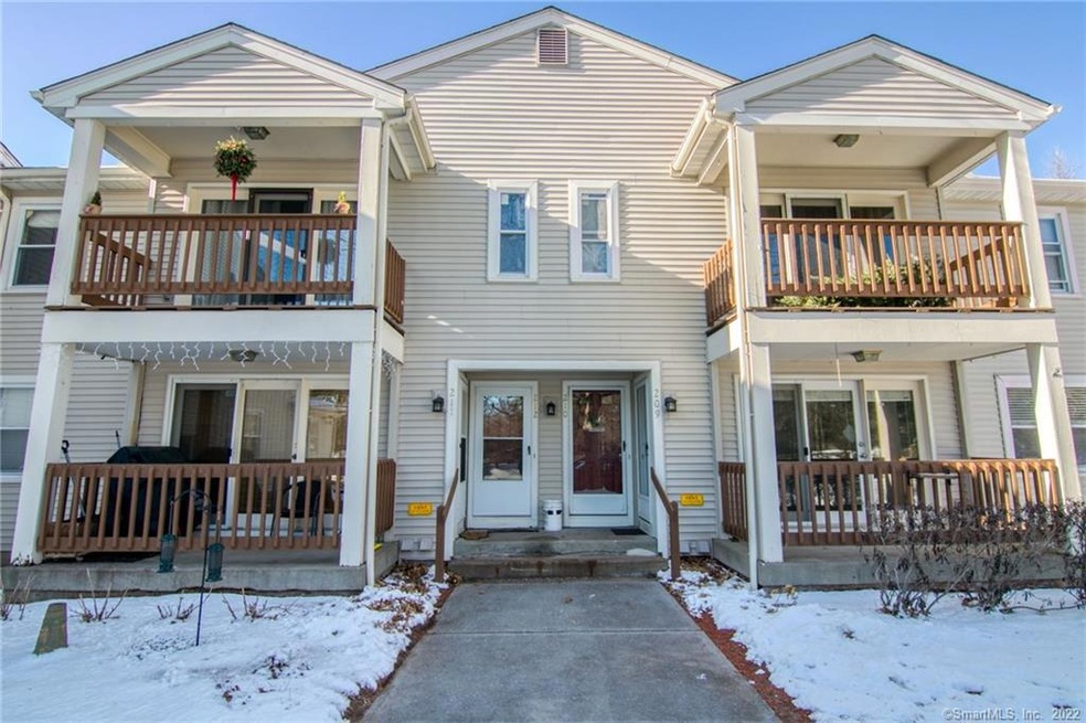 209 Ashmead Common unit 209, Enfield, CT 06082 - photo 1