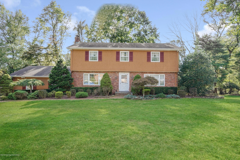 8 Partridge Run, Holmdel, NJ 07733 - photo 1