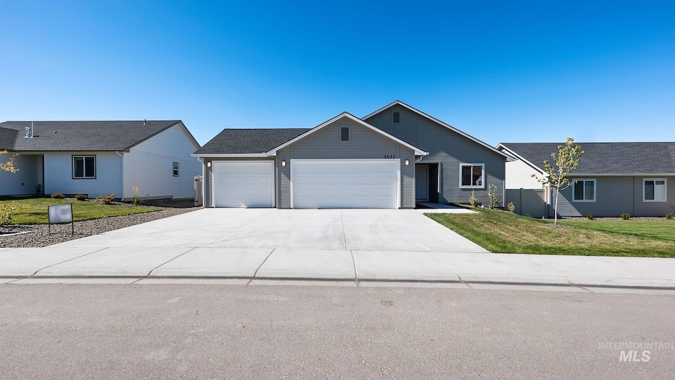 1611 Regency Way, Emmett, ID 83617 - photo 1