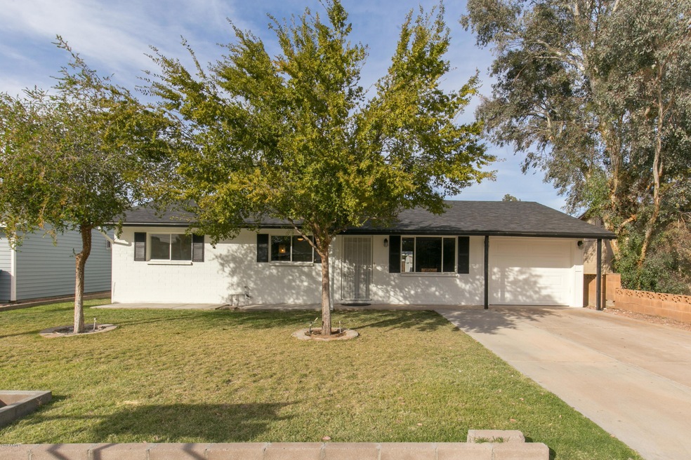 3534 W El Camino Dr-3