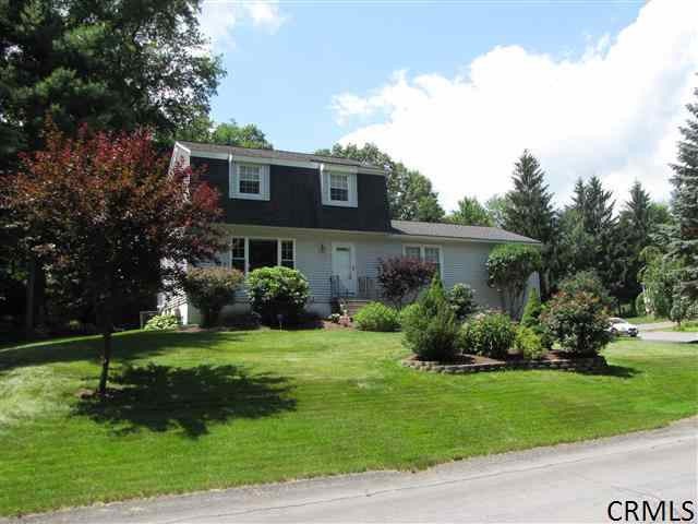 58 Laura Dr, Latham, NY 12110 - photo 1