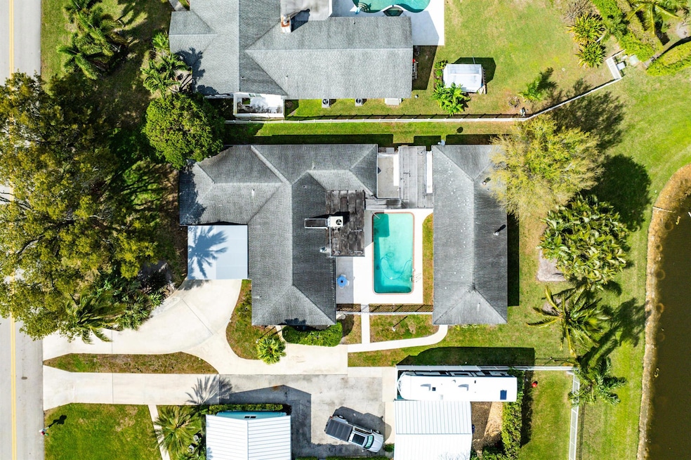 For Sale $899,000 • Co-Listing Agent