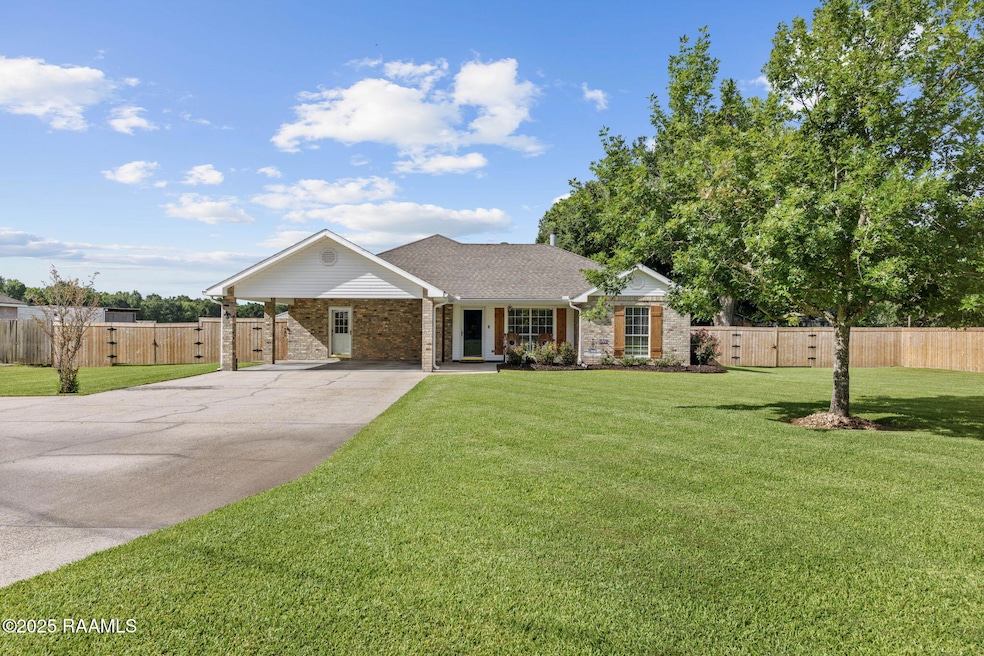 1-web-or-mls-10545 E Main St-1