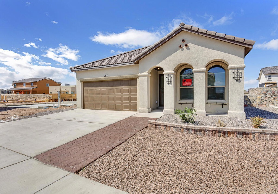 965 Haggerston St, El Paso, TX 79928 - photo 1