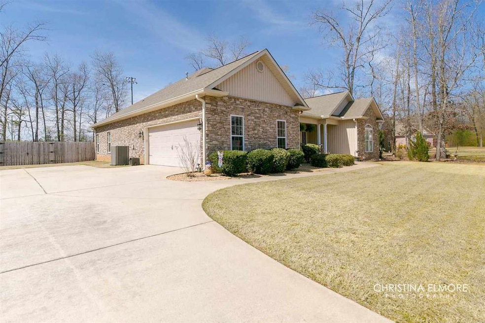 410 Mcintosh Way, Macon, GA 31216 - photo 1