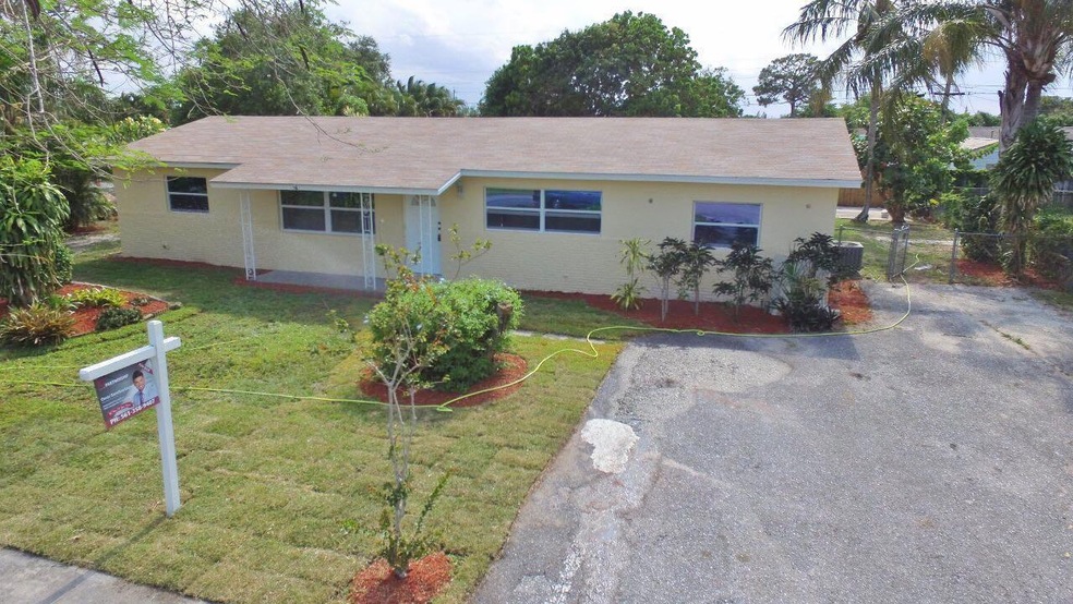 1657 Maypop Rd, West Palm Beach, FL 33415 - photo 1