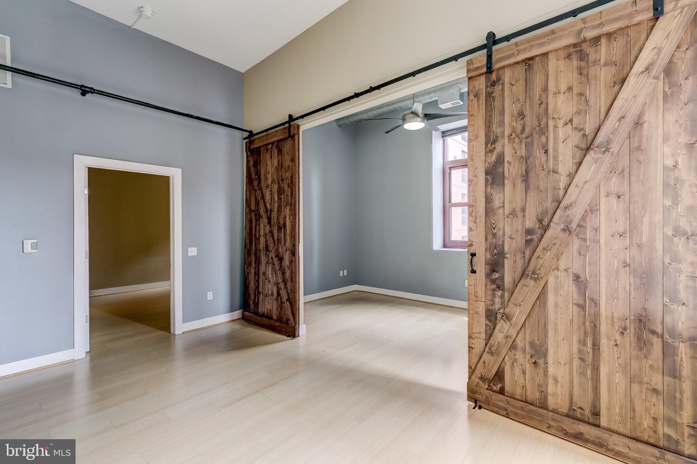 22 S Howard St unit R403, Baltimore, MD 21201 - photo 1