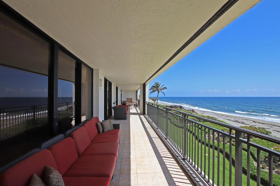 Ocean balcony