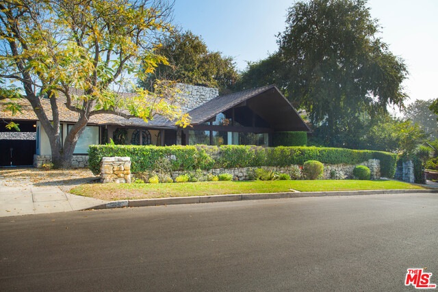 630 S Parish Place, Burbank, CA 91506 - photo 1