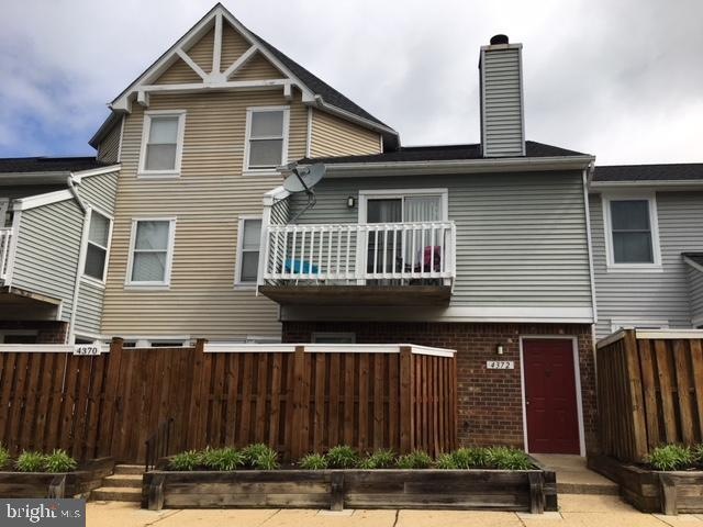 4372 Pembrook Village Dr unit 77, Alexandria, VA 22309 - photo 1