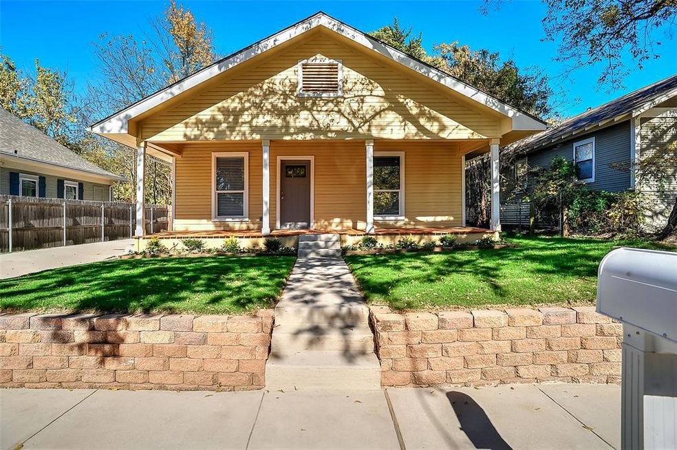 519 W Texas St, Denison, TX 75020 - photo 1