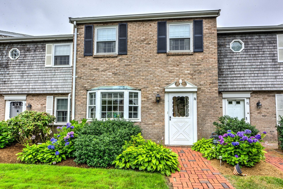 74 Captain Cook Ln unit 74, Centerville, MA 02632 - photo 1