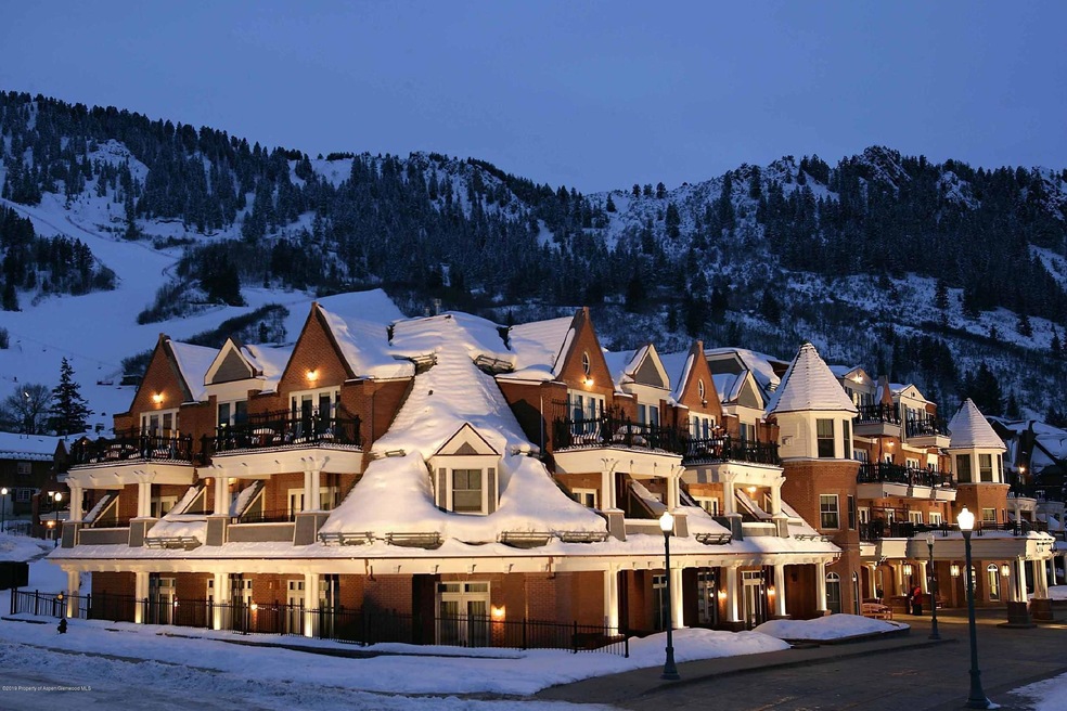 20 Hyatt Night Exterior winter