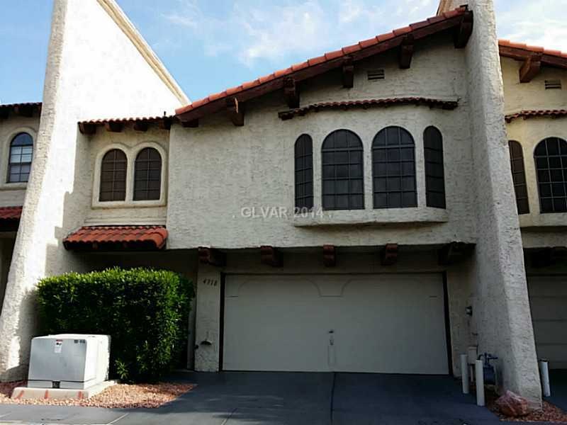 Property Photo. Front of Townhome