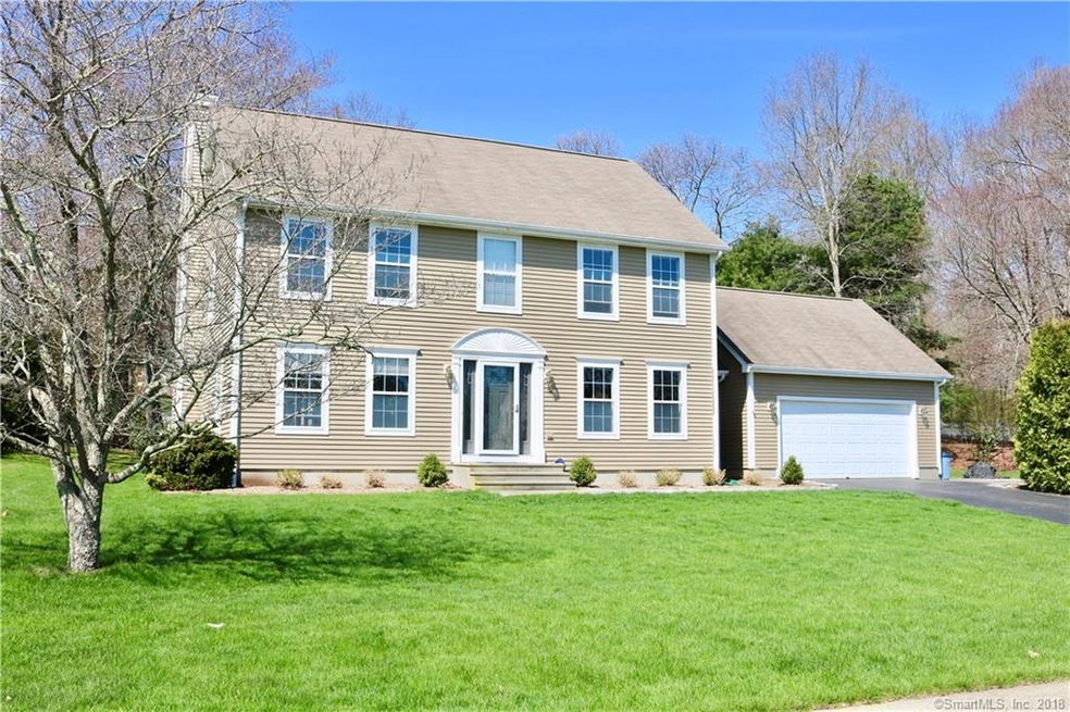 52 Timber Ridge Rd, Pawcatuck, CT 06379 - photo 1