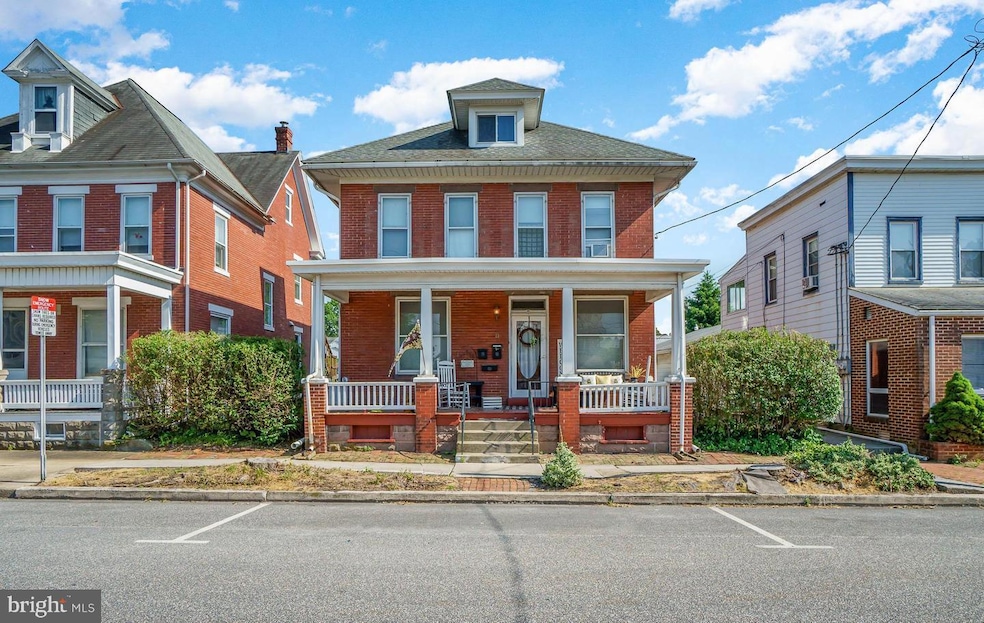 For Rent $1,250/month