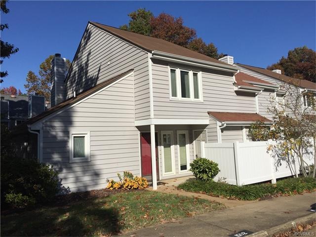 Welcome to 1500 Sycamore Square Drive in Sycamore 