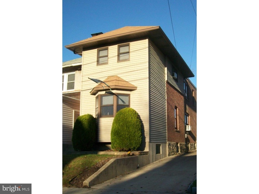 163 Hansen Terrace, Darby, PA 19023 - photo 1