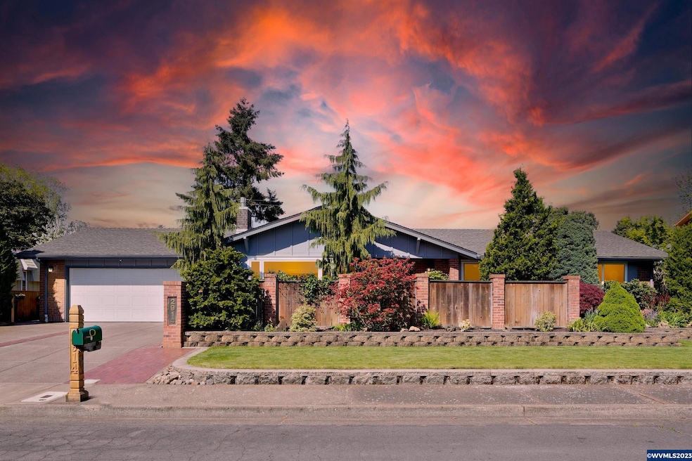 2914 Takena St SW, Albany, OR 97321 - photo 1