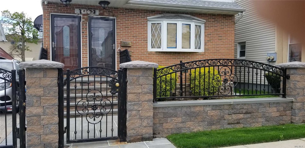 105-30 171st St, Jamaica, NY 11433 - photo 1