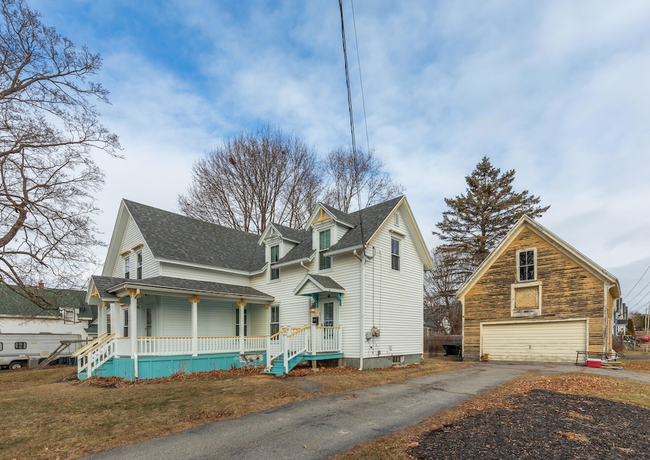 01-93CedarSt-AT
