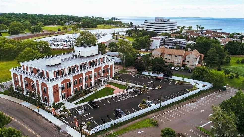 614 Shippan Ave unit 108, Stamford, CT 06902 - photo 1