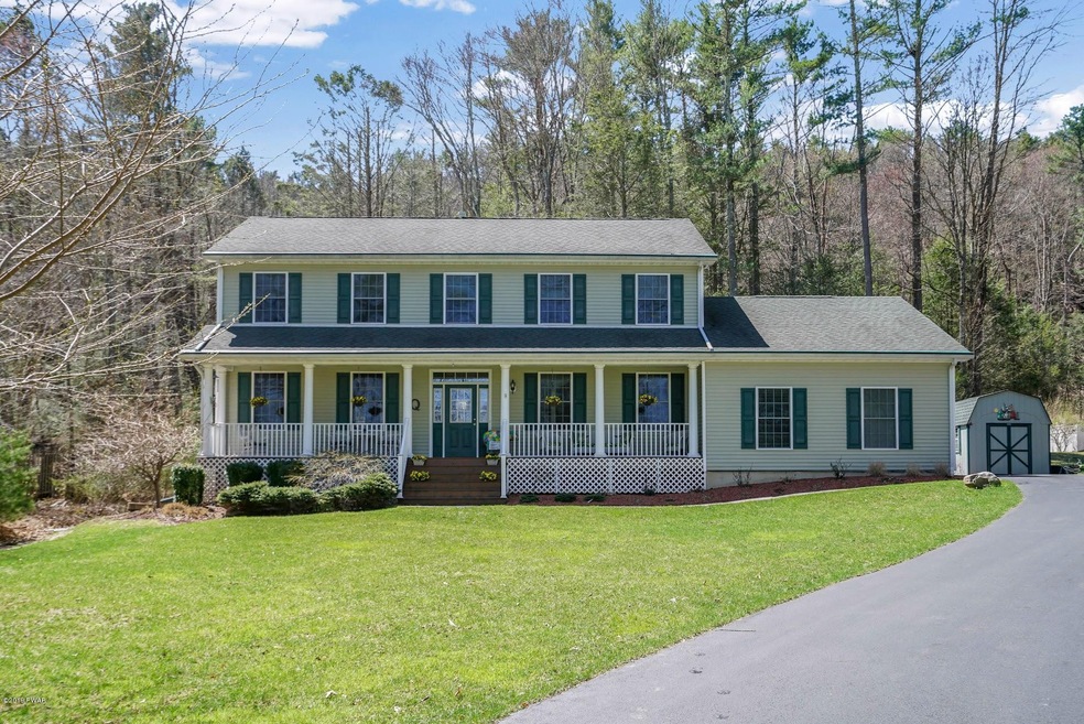 116 Millcreek Ct, Milford, PA 18337 - photo 1