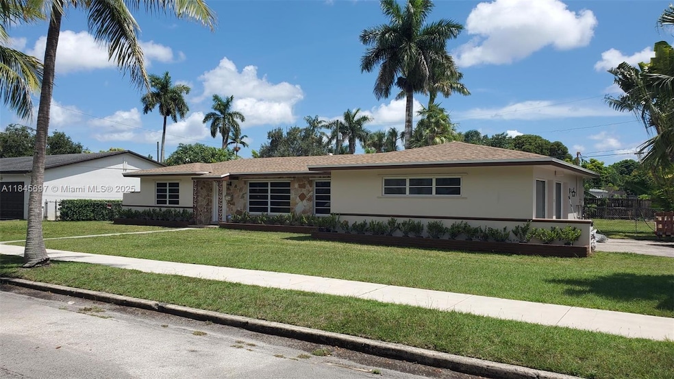 Under Contract $599,900