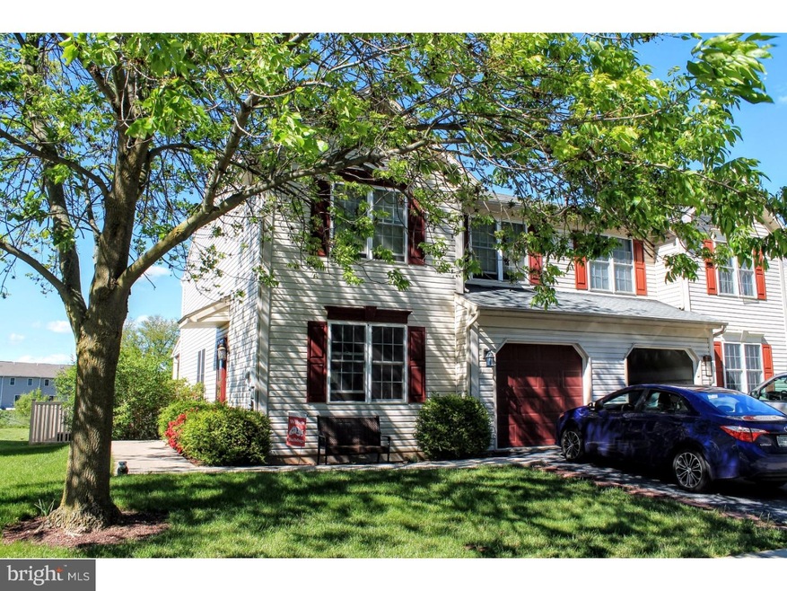 245 Bainbridge Cir, Reading, PA 19608 - photo 1