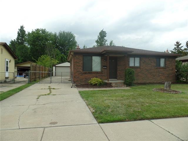 15859 Dort St, Roseville, MI 48066 - photo 1