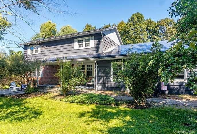 73 Fraleigh St, Red Hook, NY 12571 - photo 1