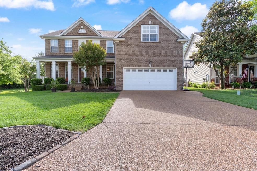 1017 Tanyard Springs Dr, Spring Hill, TN 37174 - photo 1