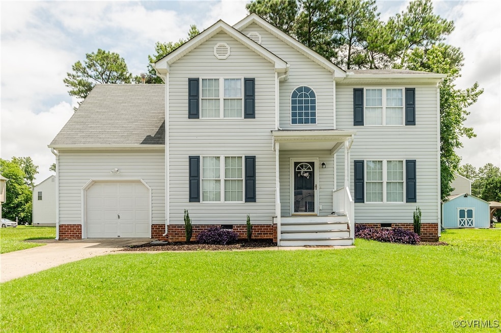 Colonial house with crawl space, a garage, concret