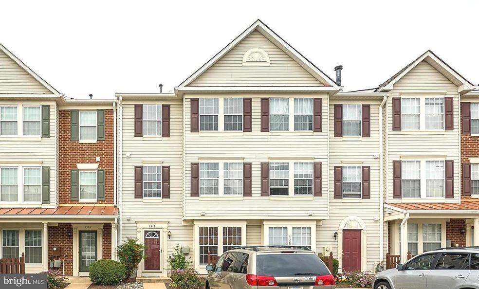 8322 Bluebird Way unit 18, Lorton, VA 22079 - photo 1