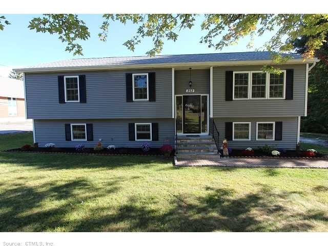 252 Montoe Rd, Waterbury, CT 06704 - photo 1