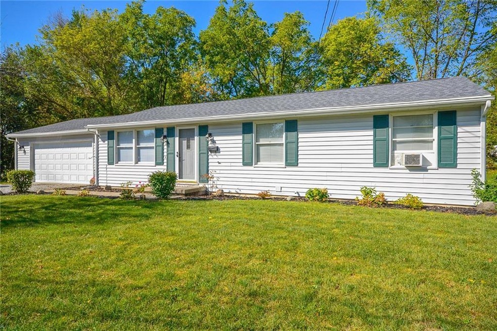 501 Highland Ave, Wapakoneta, OH 45895 - photo 1