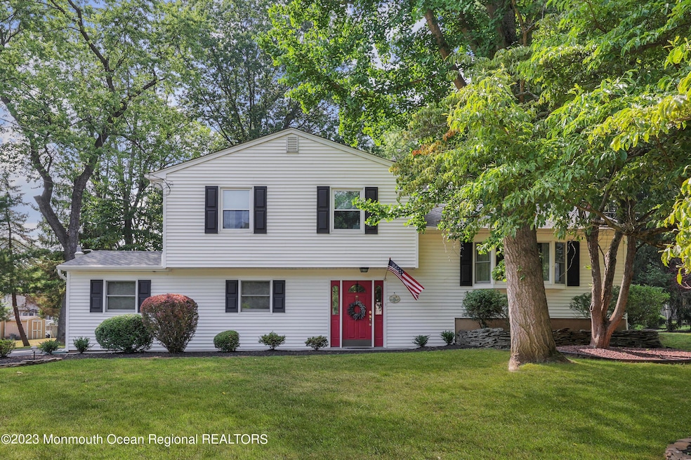 56 Normandy Ct, Middletown, NJ 07748 - photo 1