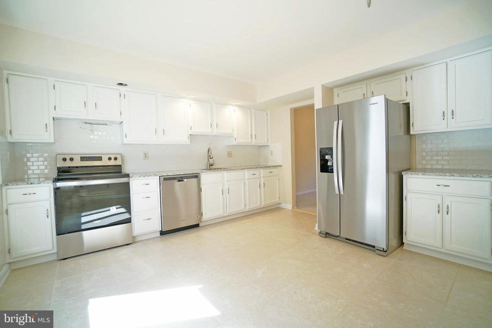 2205 Chapel Valley Ln, Lutherville Timonium, MD 21093 - photo 1