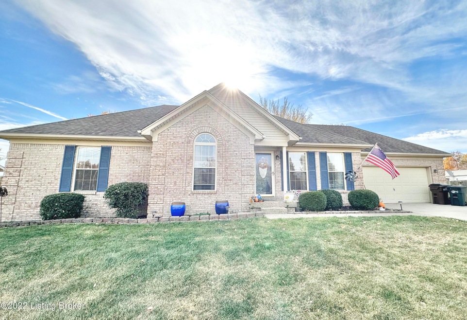 340 Jasper Ln, Mount Washington, KY 40047 - photo 1