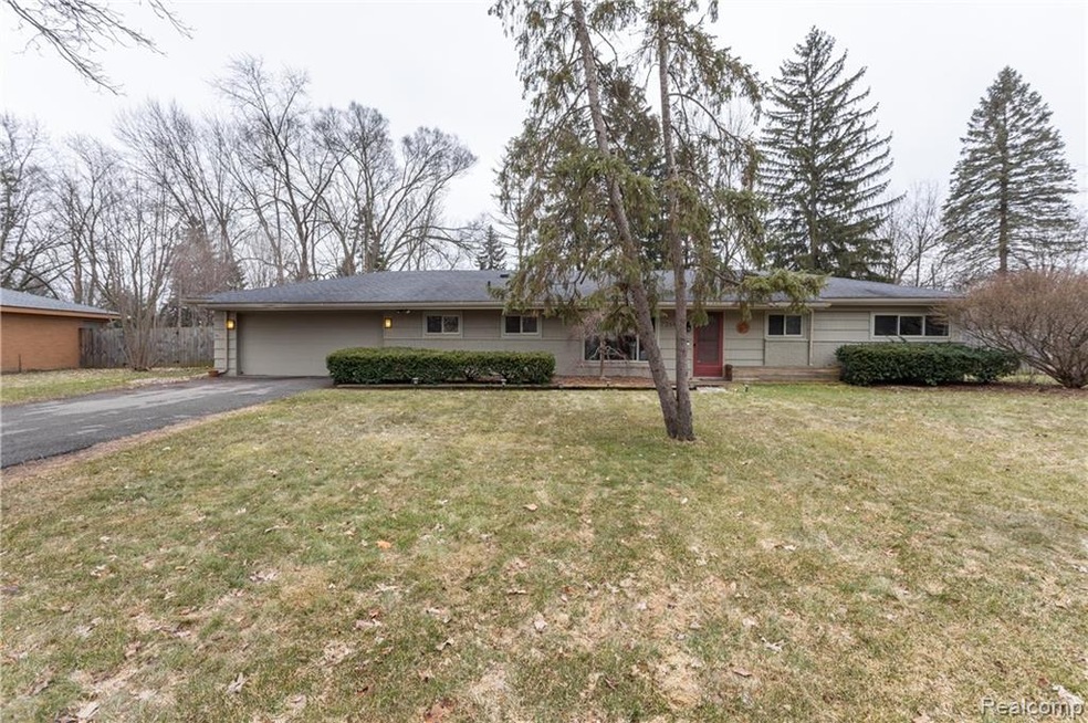 FRONT 7268 COTTONWOOD KNOLL