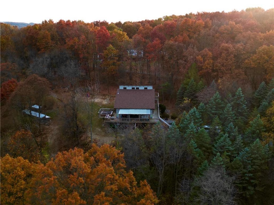 8611 Laurel Ln, Slatington, PA 18080 - photo 1