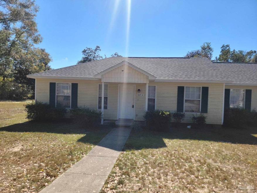 1015 Sable Dr unit A, Pensacola, FL 32514 - photo 1