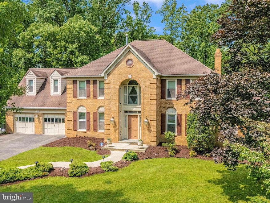 608 Silverstone Ct, Silver Spring, MD 20905 - photo 1